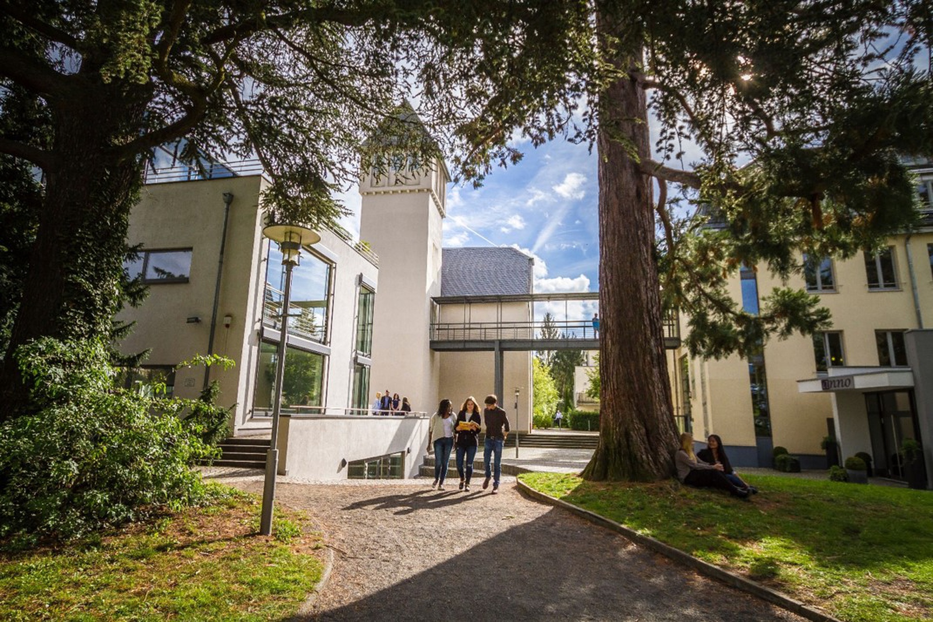 IUBH - International University of Applied Sciences campus