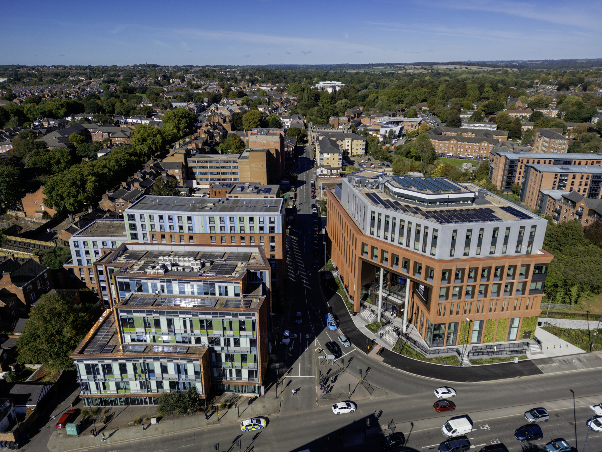 De Montfort University 
 campus