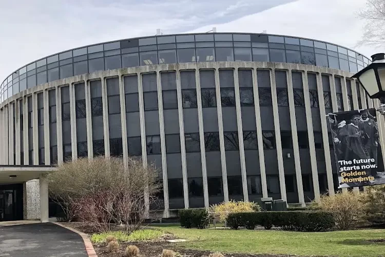 Adelphi University campus